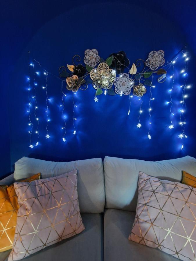 Quirky Vaulted Flat With Terrace Apartment Bath Bagian luar foto